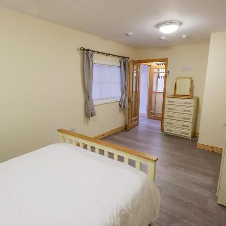 Riverside Apartment *